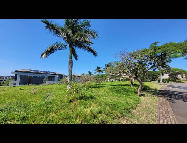 1,425M² VACANT LAND FOR SALE IN PALM LAKES ESTATE